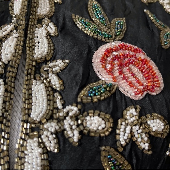 Vintage 100% silk heavily beaded rose jacket hook eye closure fully lined Size M - Picture 16 of 16